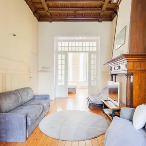 Felix Delhasse Apartment
